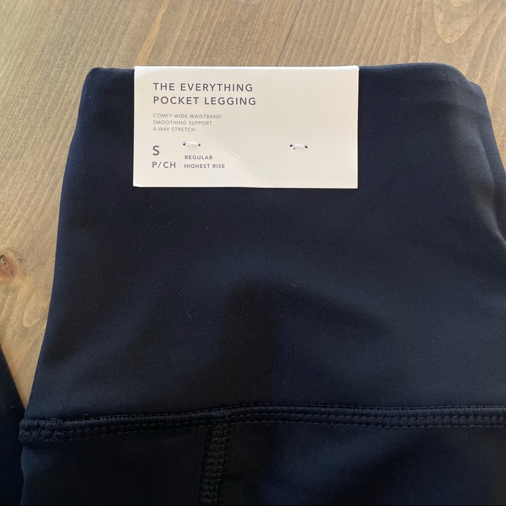 American Eagle The Everything Pocket Legging